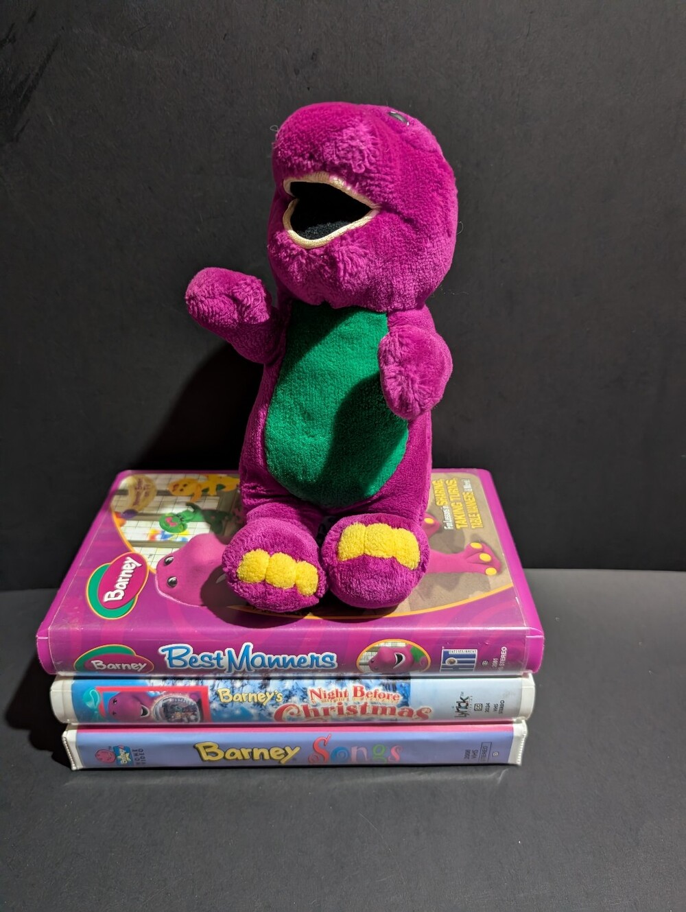 Barney Plush And 3 VHS Video Tapes  Songs, Night Before Christmas, Best Manners